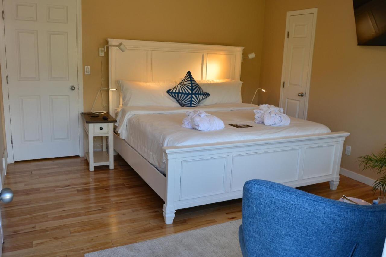 Salish B&B And Spa Вест-Келоуна Экстерьер фото